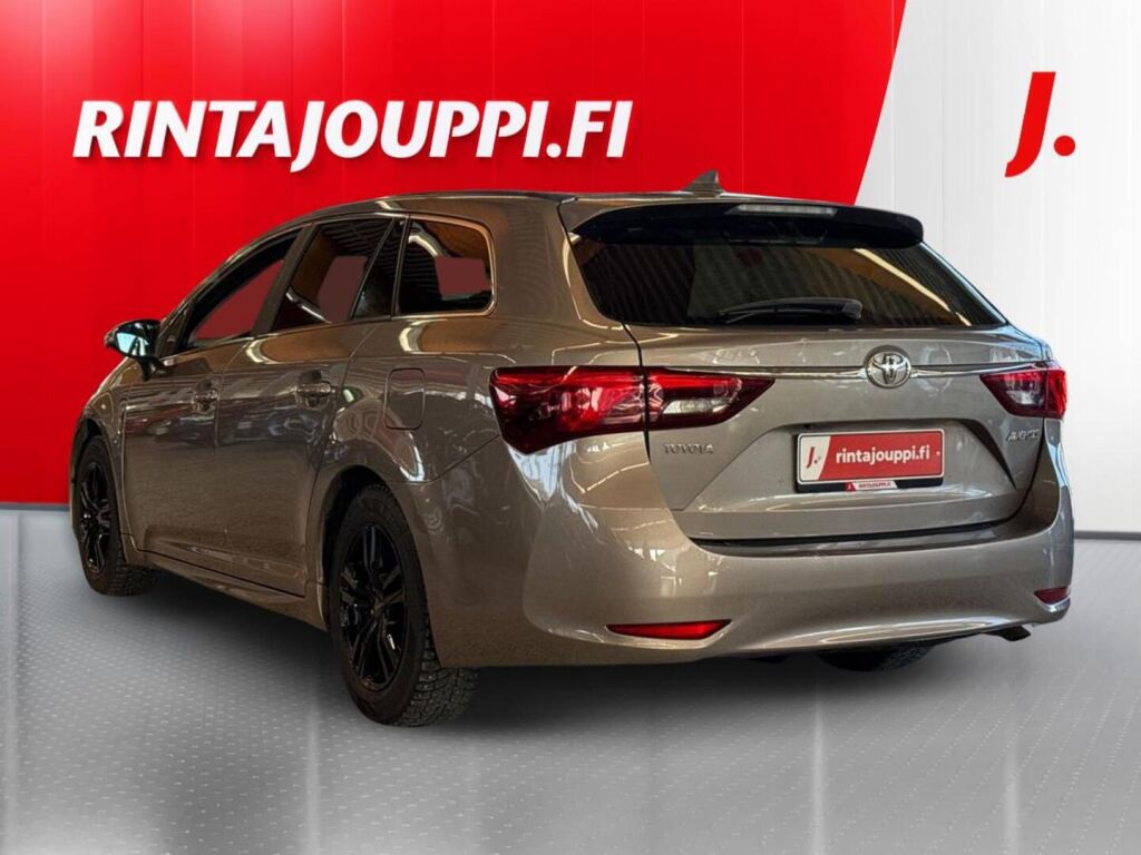 Toyota Avensis 2015 Harmaa