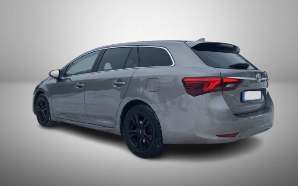 Toyota Avensis 2015 Harmaa