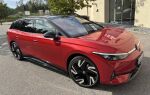 Volkswagen ID.7 2025 met.punainen/musta katto