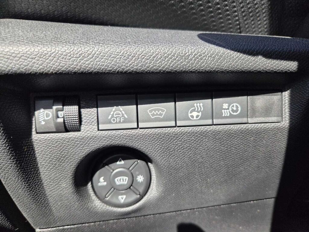 Citroen C4 2022 Valkoinen