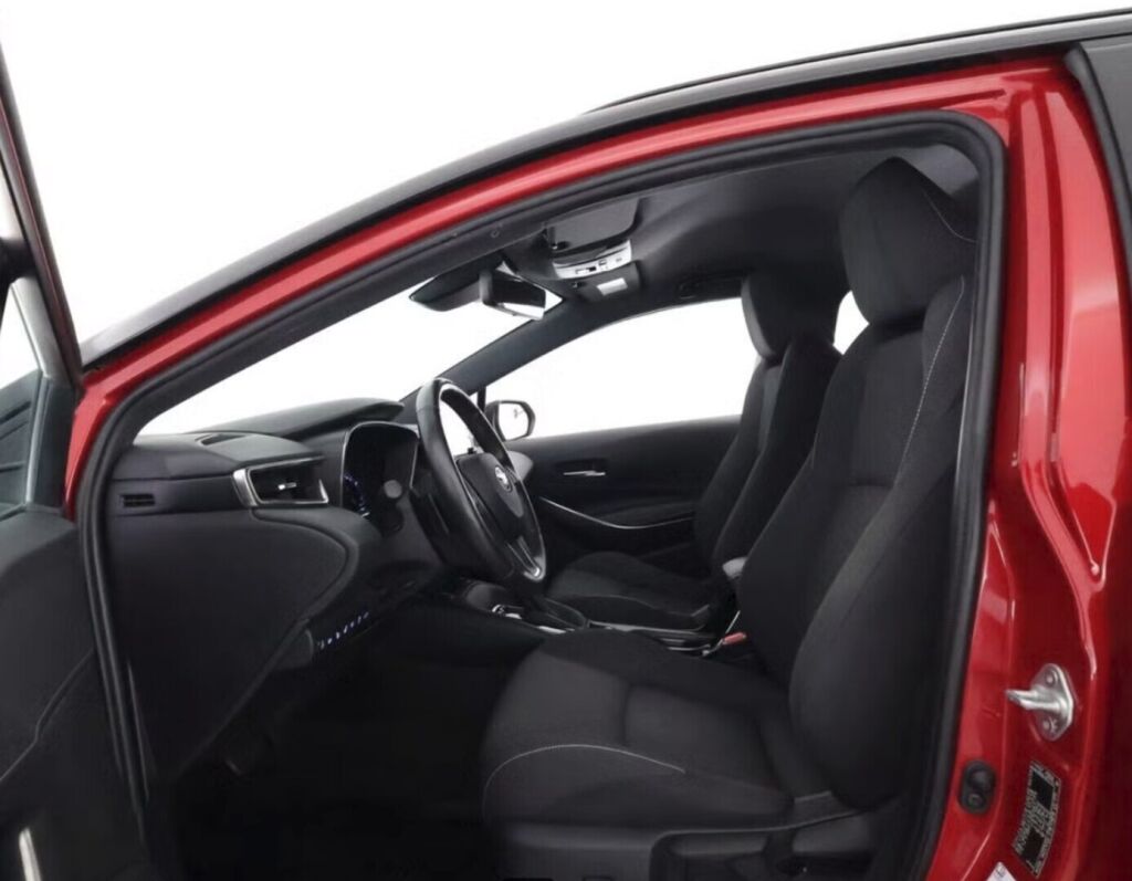 Toyota Corolla 2020 Punainen