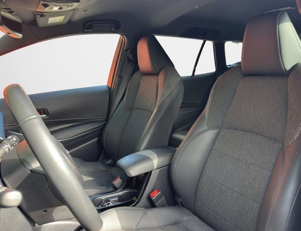 Toyota Corolla 2023 Harmaa (Magnetic Grey)
