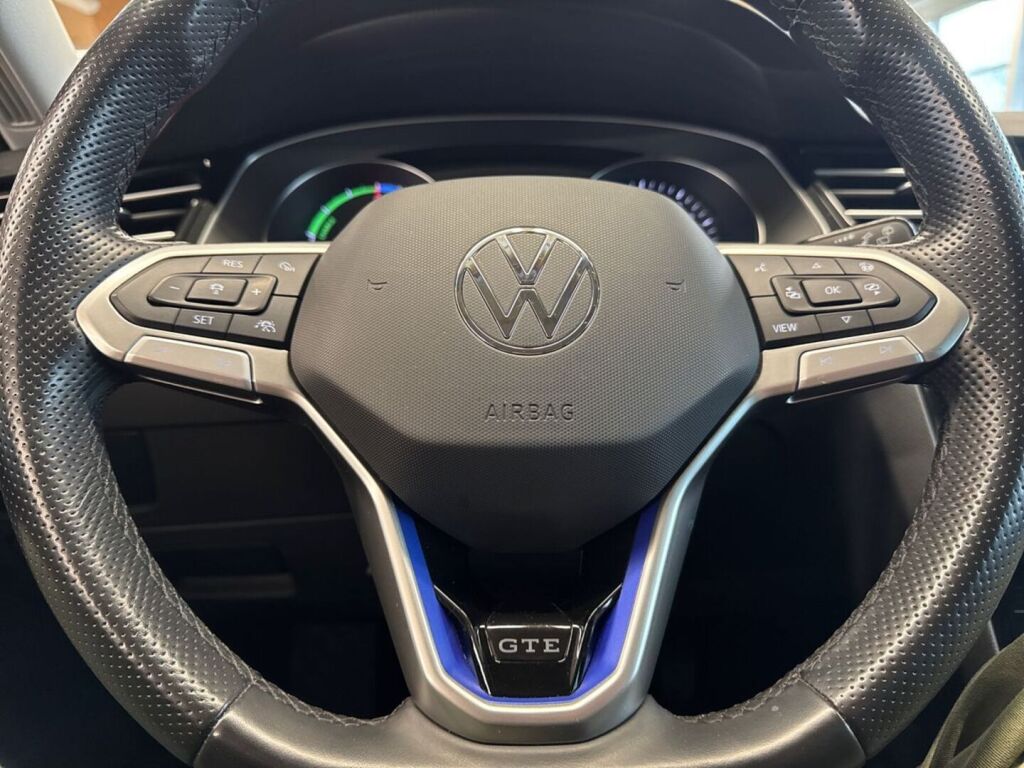 Volkswagen Passat 2023 Hopea