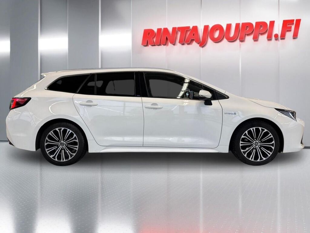 Toyota Corolla 2021 Valkoinen