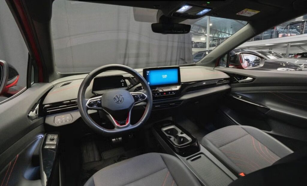 Volkswagen ID.4 2023 Punainen (Kings Red)