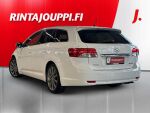 Toyota Avensis 2012 Valkoinen