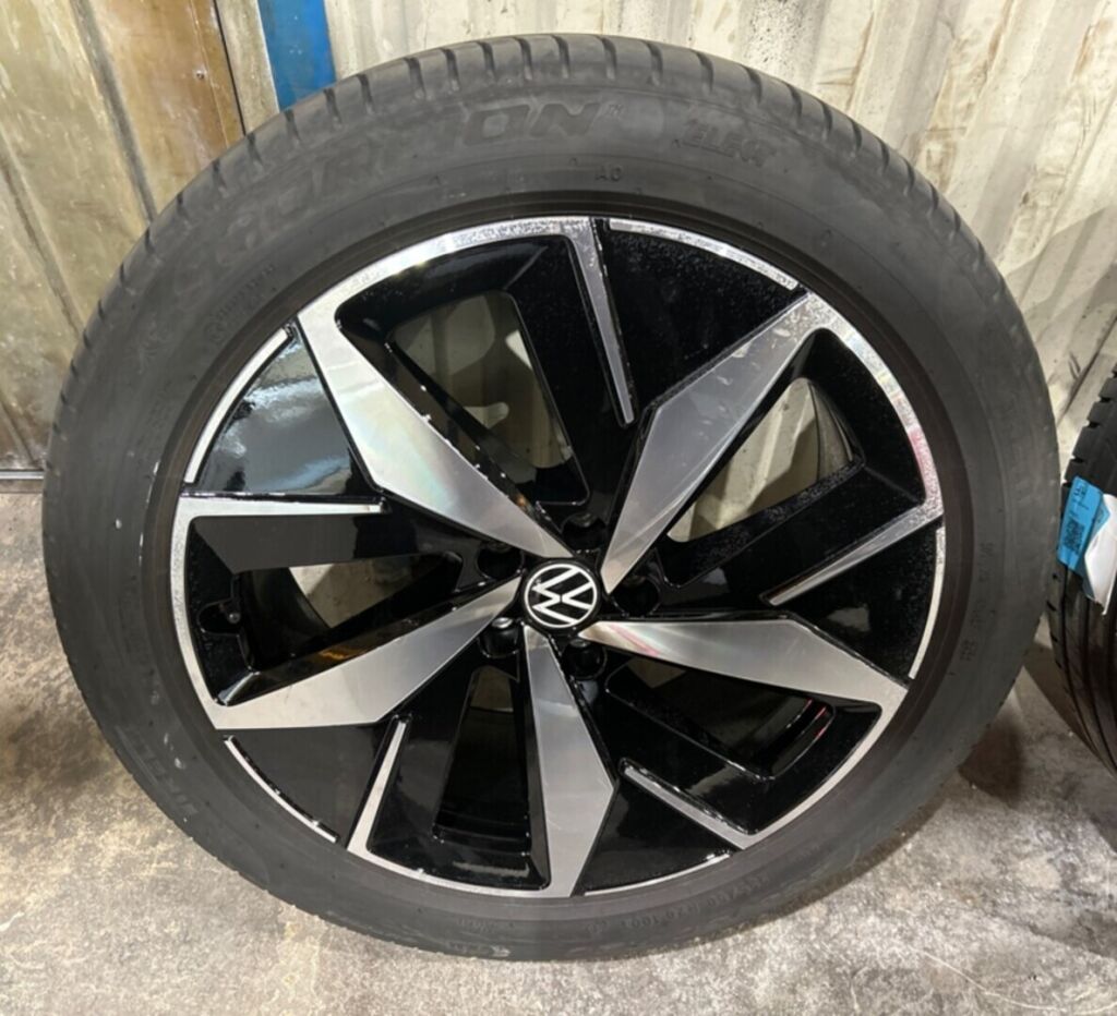 Volkswagen ID.4 2023 