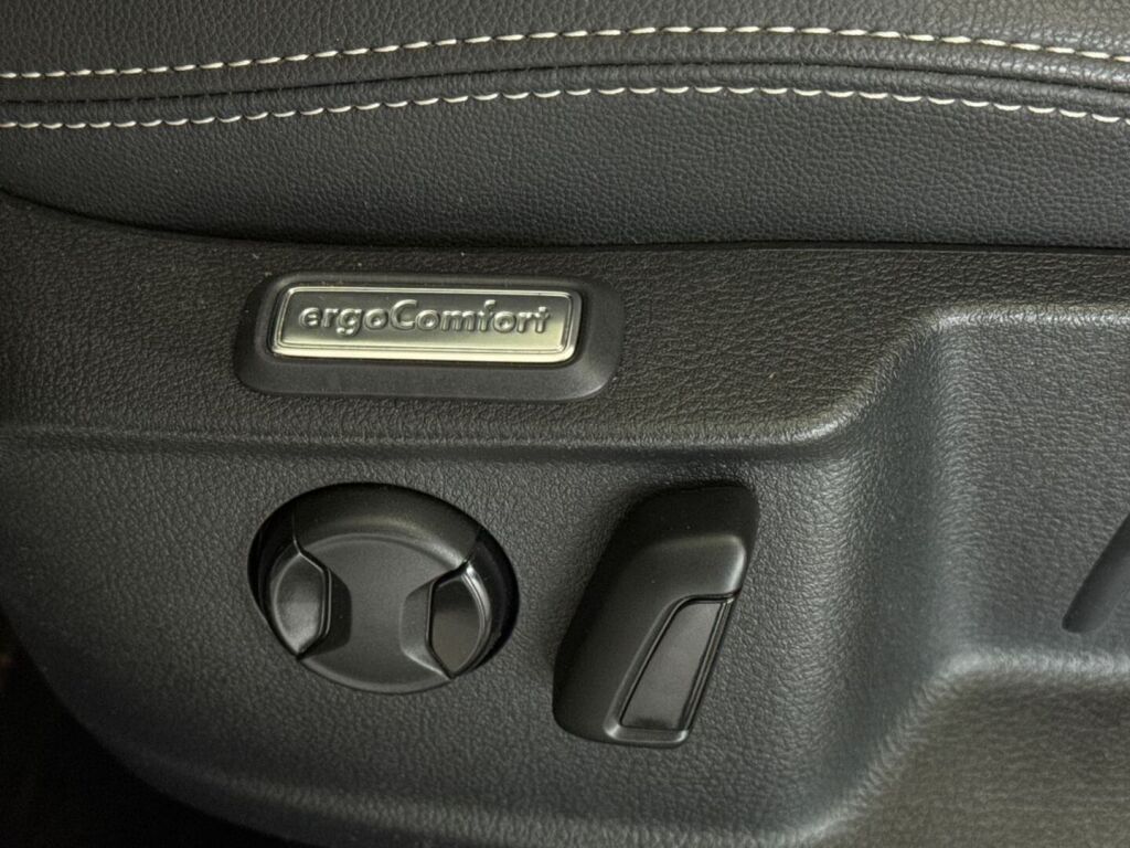 Volkswagen Passat 2021 9