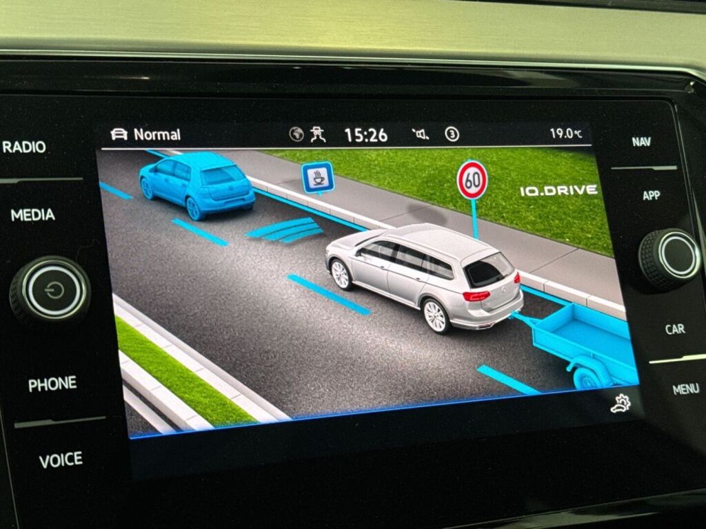 Volkswagen Passat 2021 9