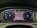 Volkswagen Passat 2021 9