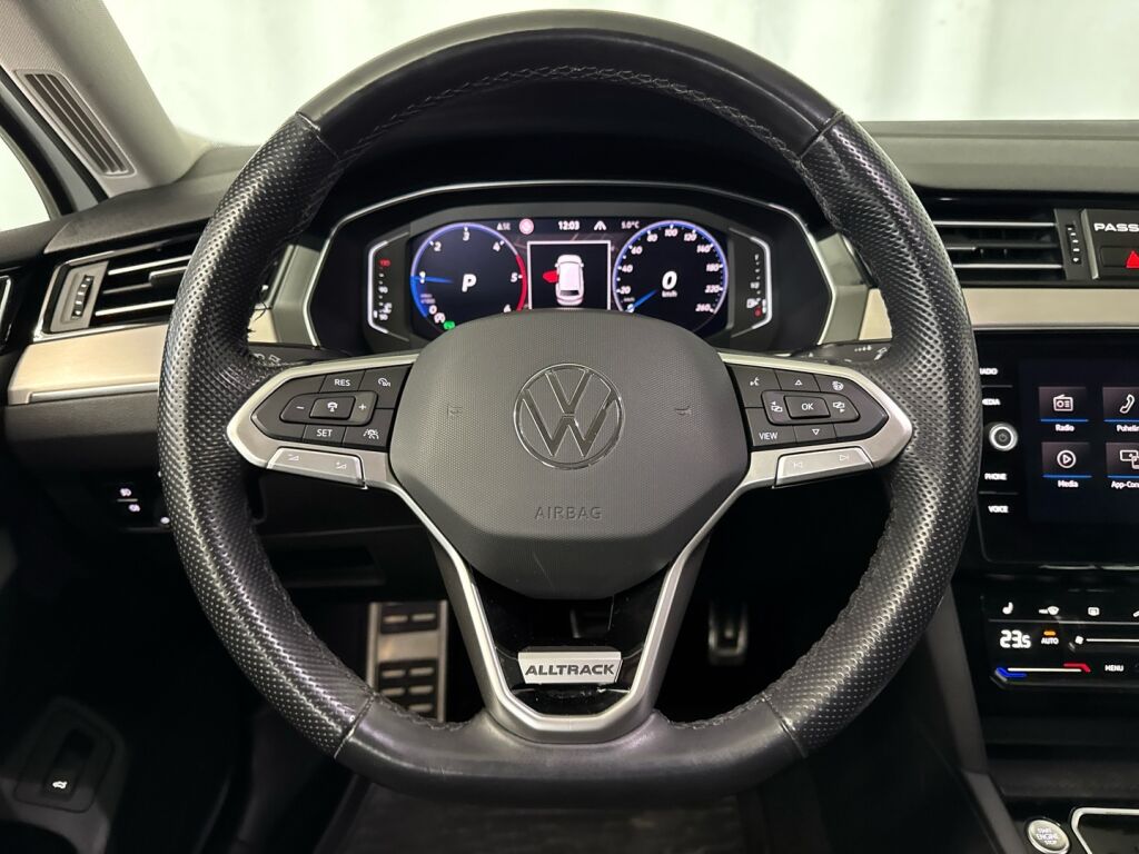 Volkswagen Passat 2021 9
