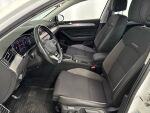 Volkswagen Passat 2021 9
