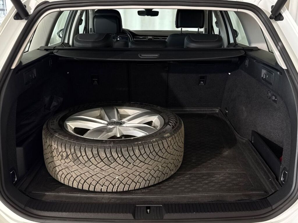 Volkswagen Passat 2021 9