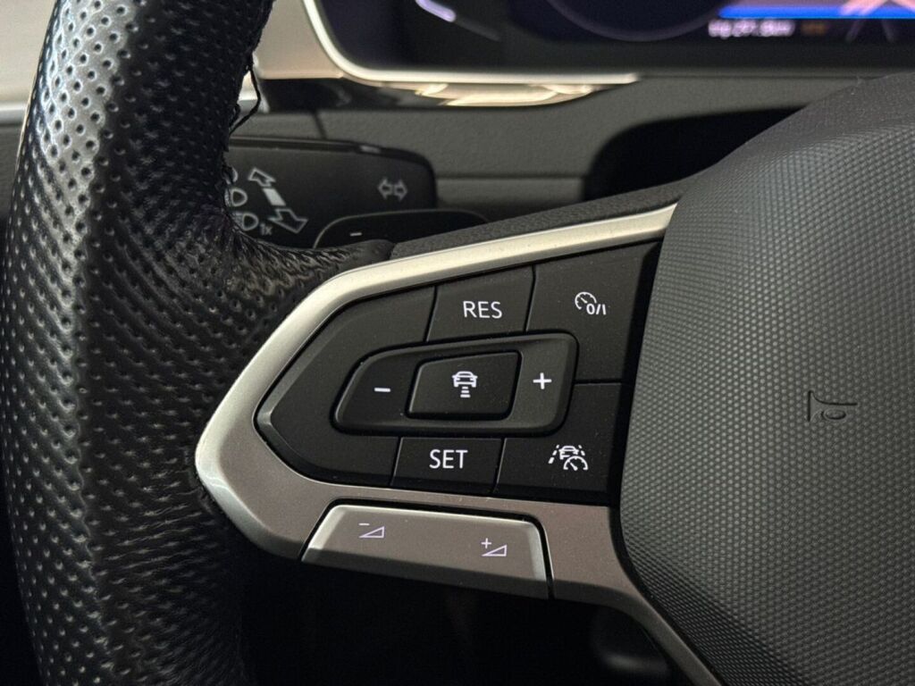 Volkswagen Passat 2021 9