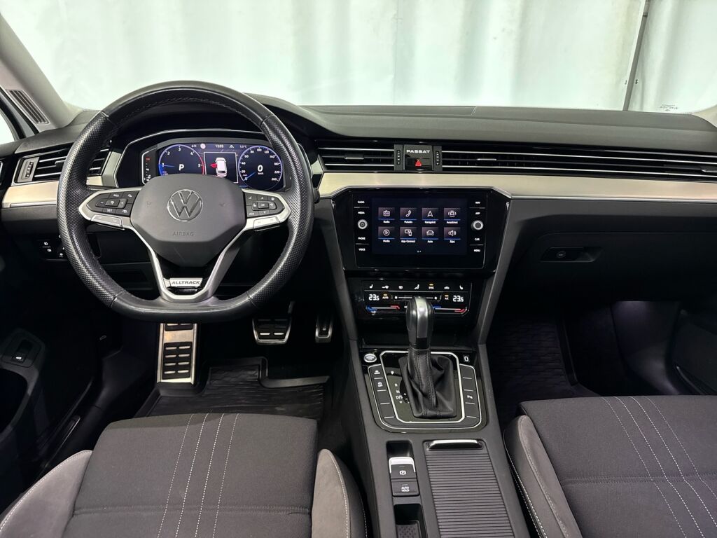 Volkswagen Passat 2021 9