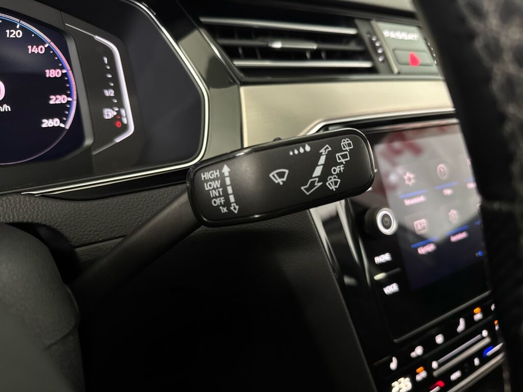 Volkswagen Passat 2021 9