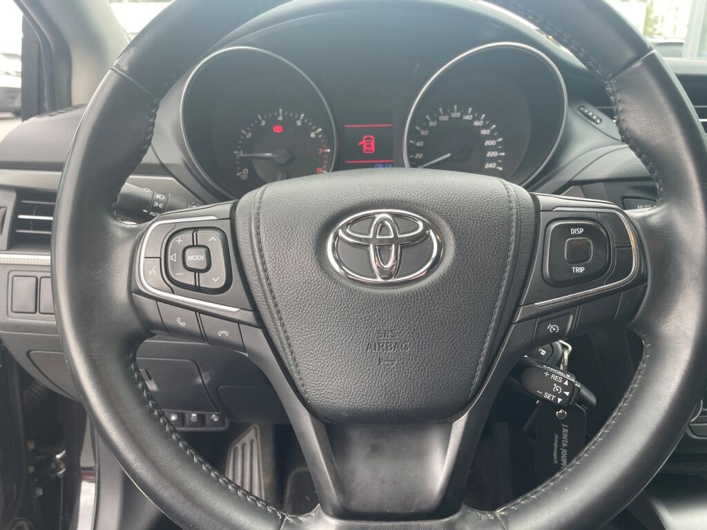 Toyota Avensis 2016 