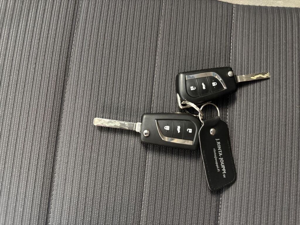 Toyota Avensis 2016 