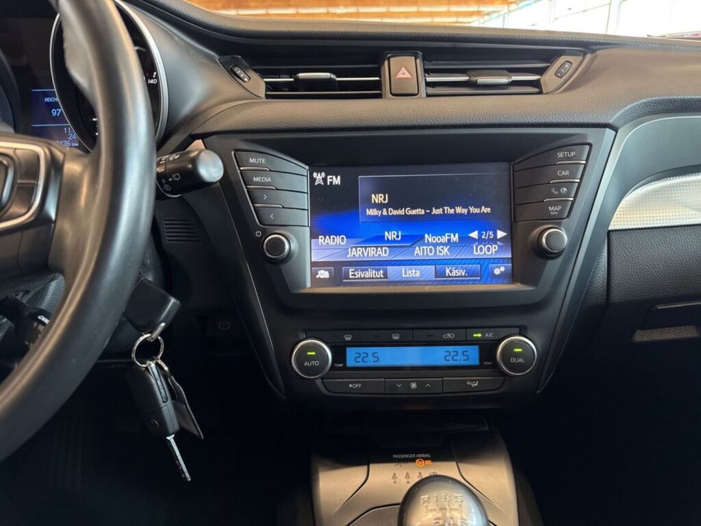 Toyota Avensis 2016 