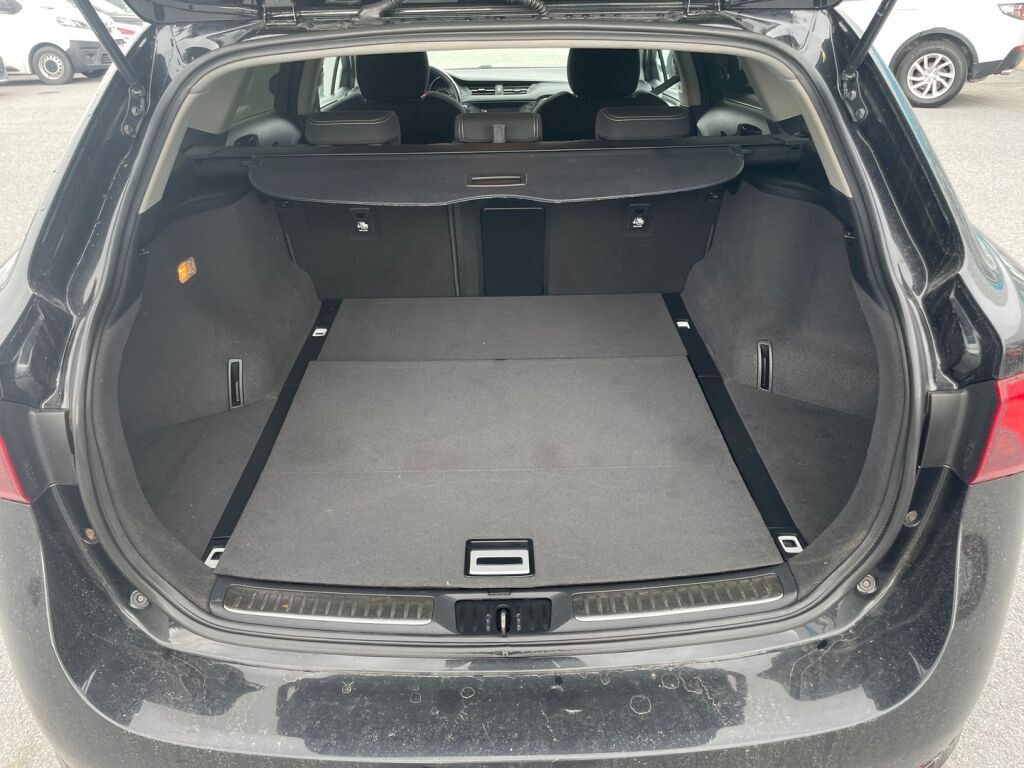 Toyota Avensis 2016 