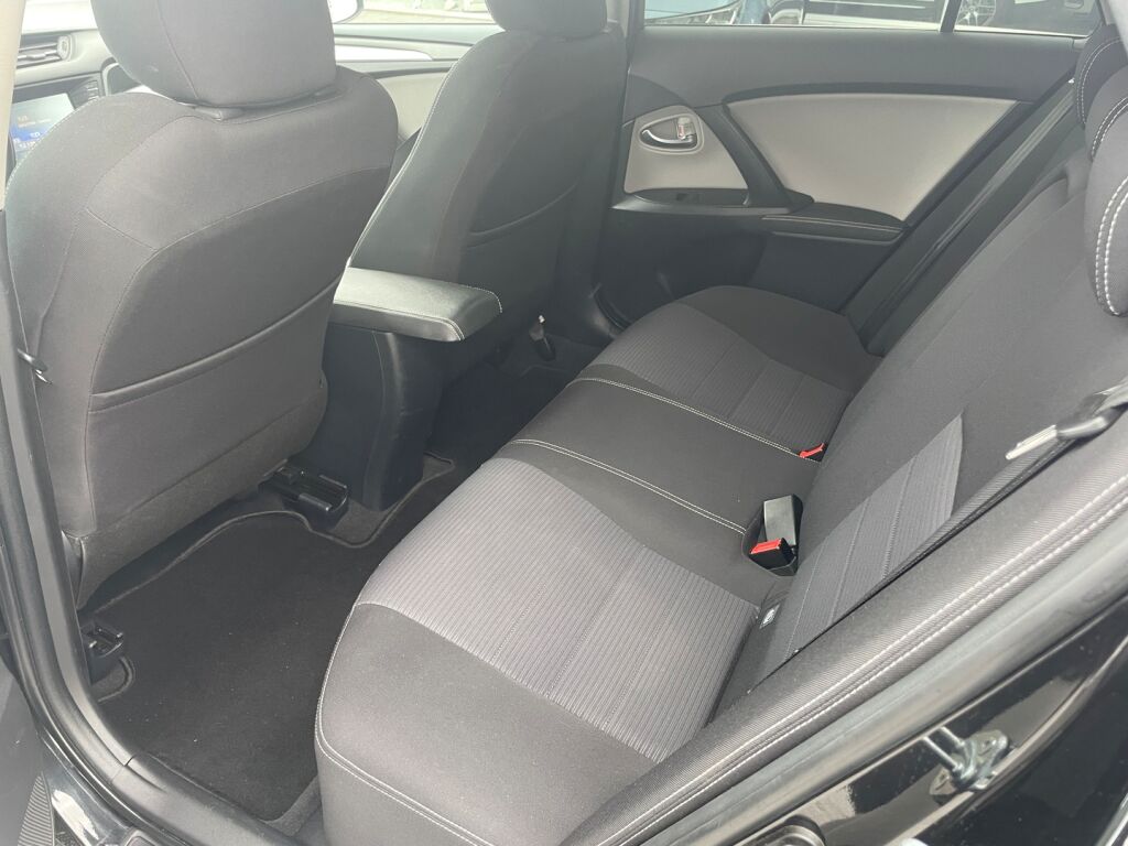 Toyota Avensis 2016 