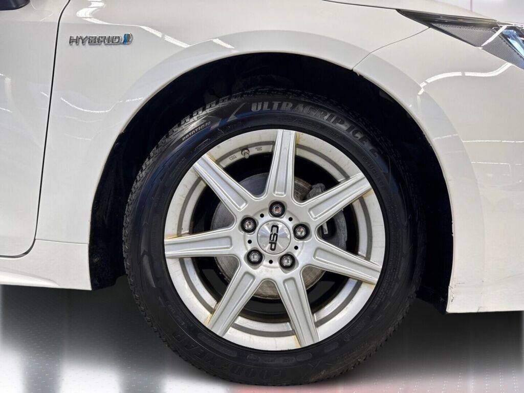 Toyota Corolla 2021 Valkoinen