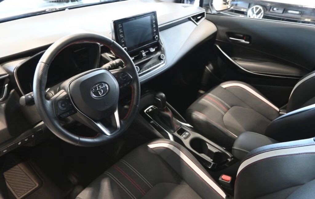 Toyota Corolla 2021 Valkoinen