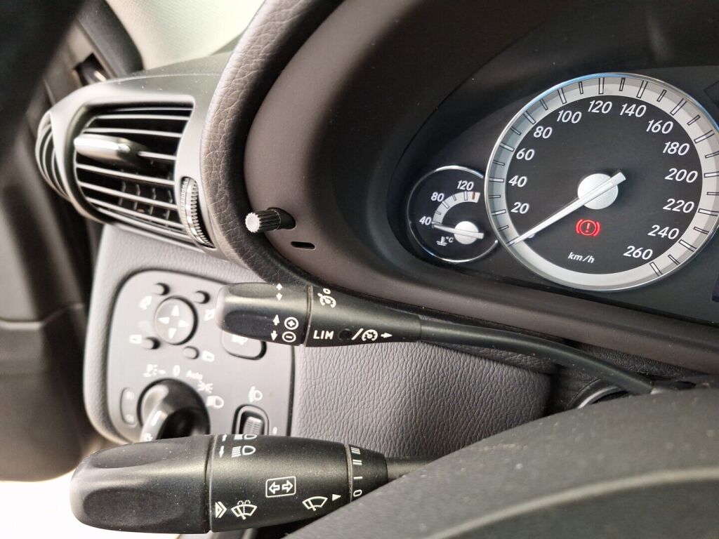 Mercedes-Benz CLC 2008 Musta