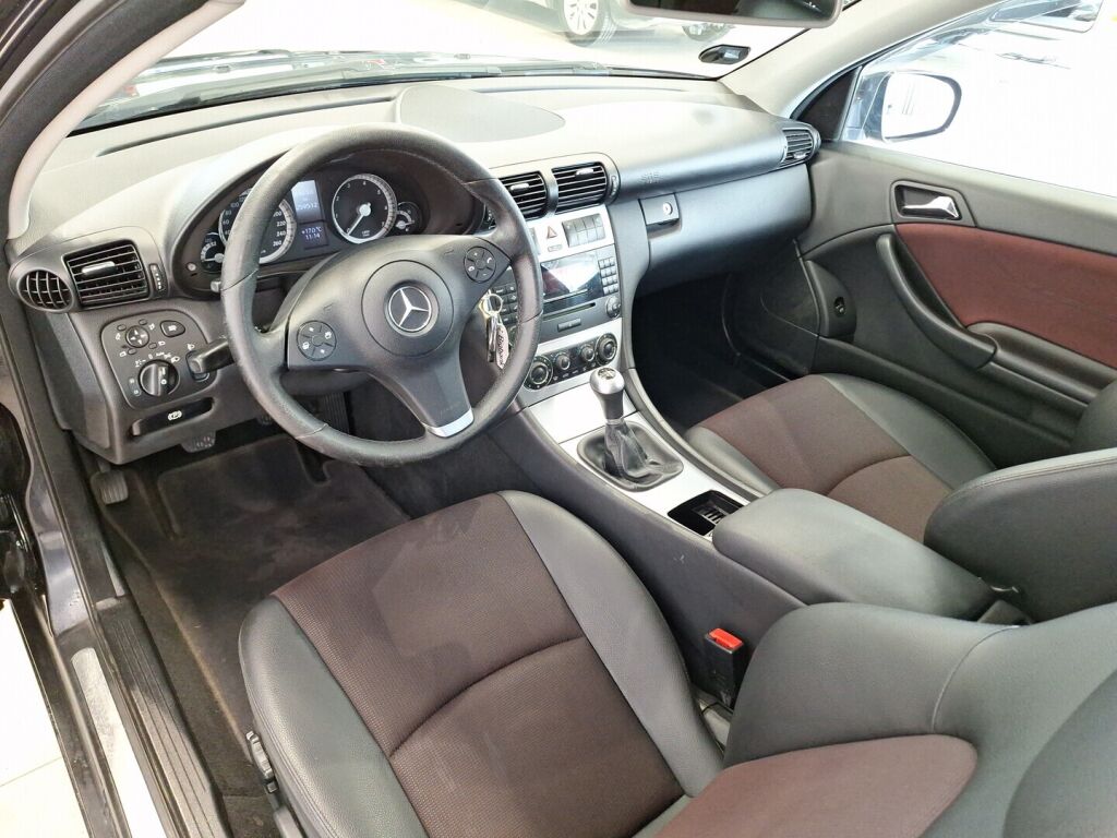 Mercedes-Benz CLC 2008 Musta