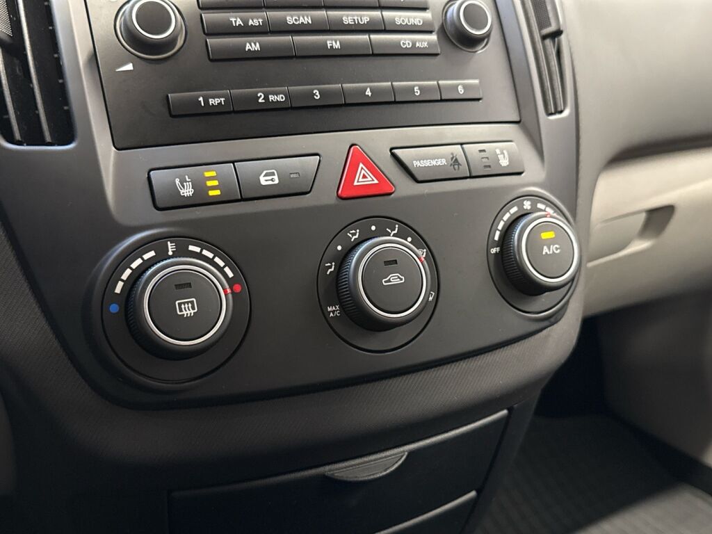 Kia Ceed 2008 Punainen