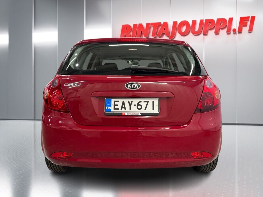 Kia Ceed 2008 Punainen