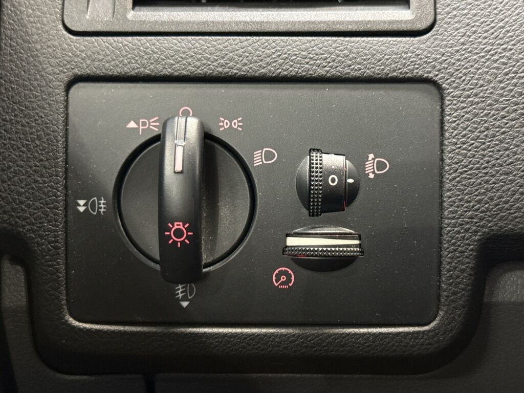 Ford Kuga 2009 Valkoinen