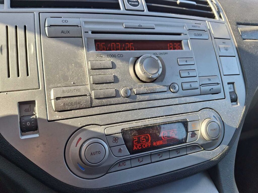 Ford Kuga 2009 Valkoinen