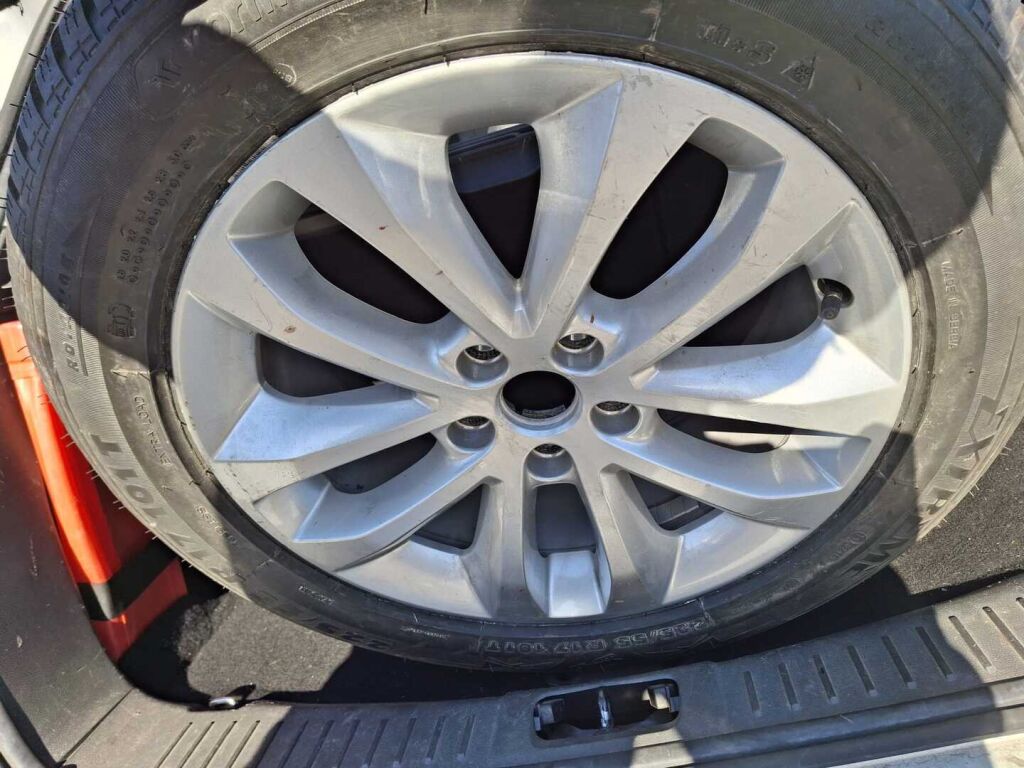 Ford Kuga 2009 Valkoinen