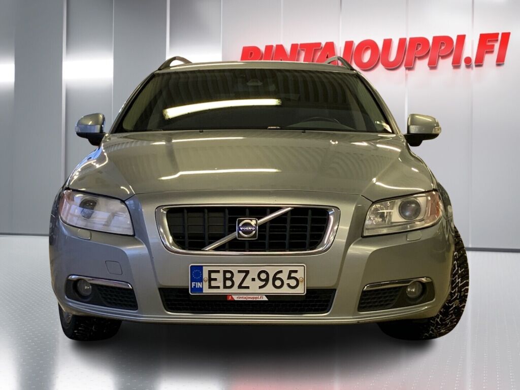 Volvo V70 2009 Harmaa