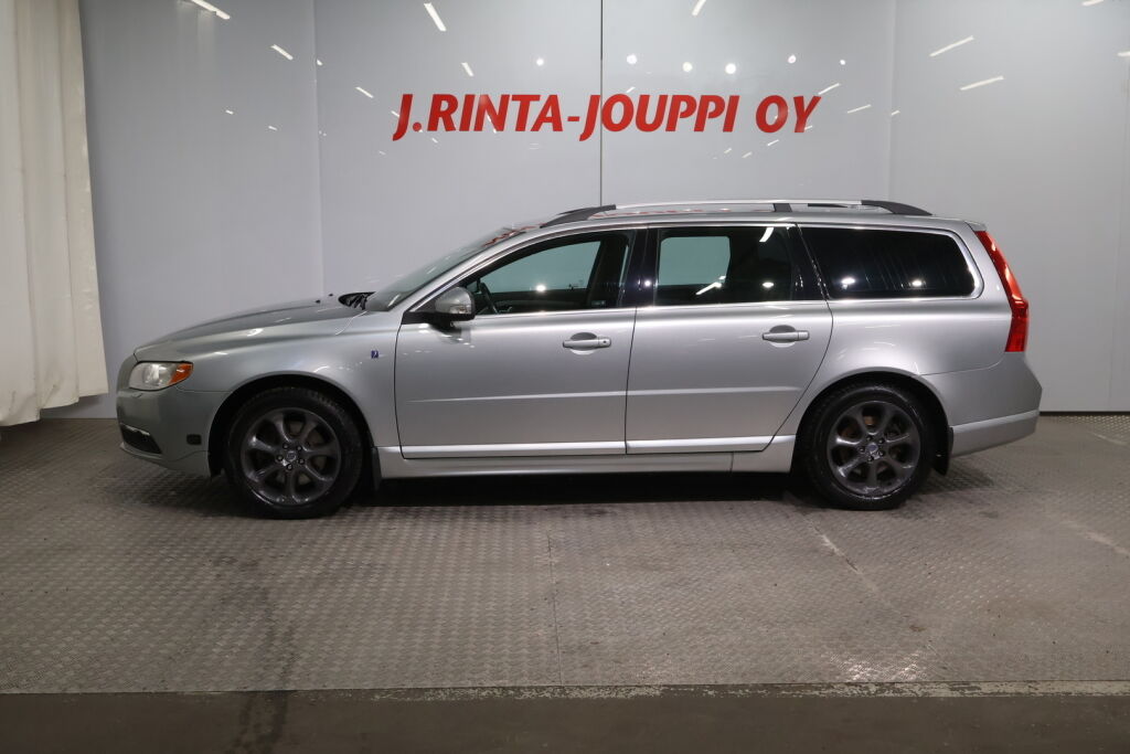 Volvo V70 2009 Harmaa