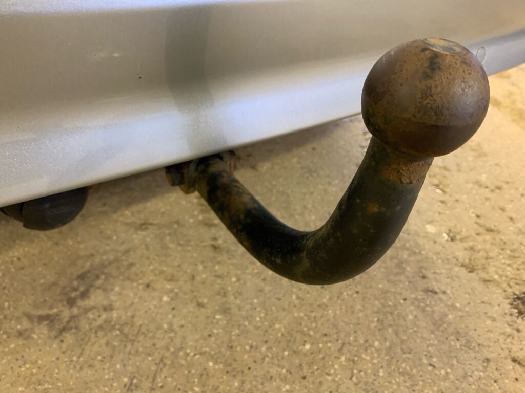 Volvo V70 2009 Harmaa