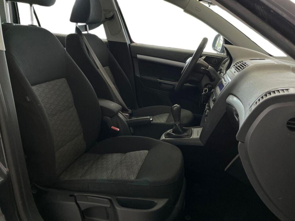 Skoda Octavia 2009 Harmaa