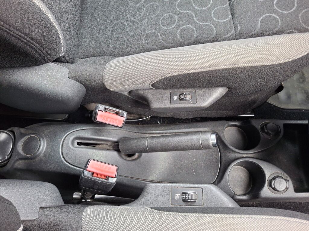 Citroen C3 Picasso 2009 Ruskea (beige)