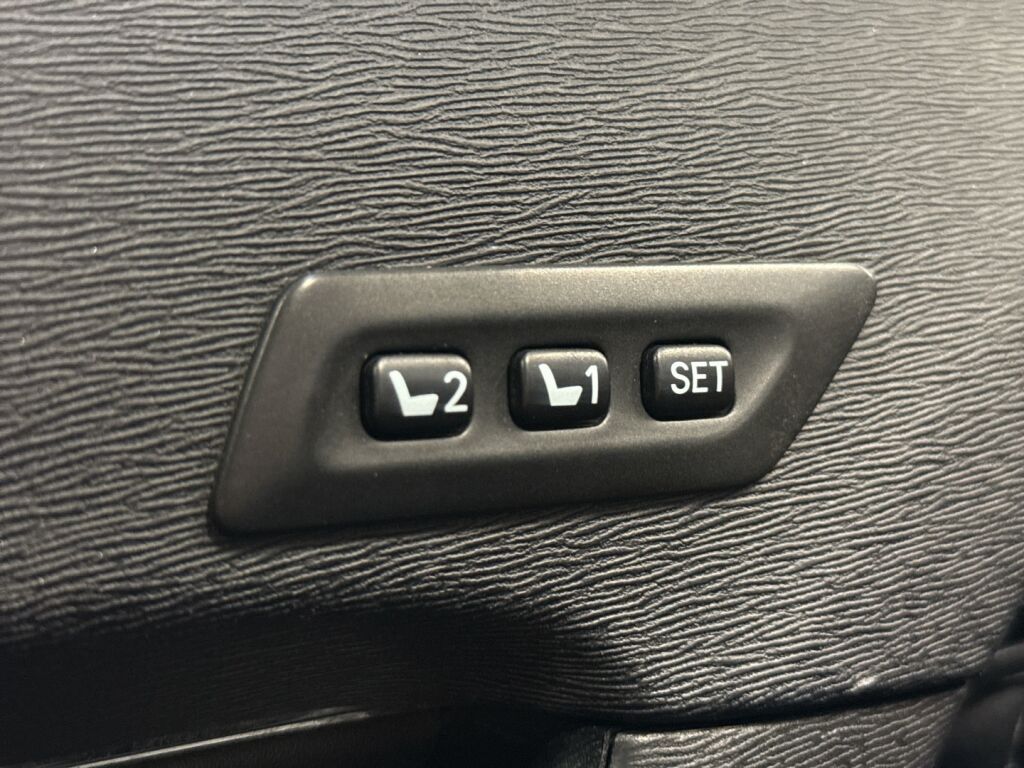 Toyota Avensis 2009 Hopea