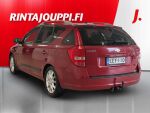 Kia Ceed 2010 Punainen