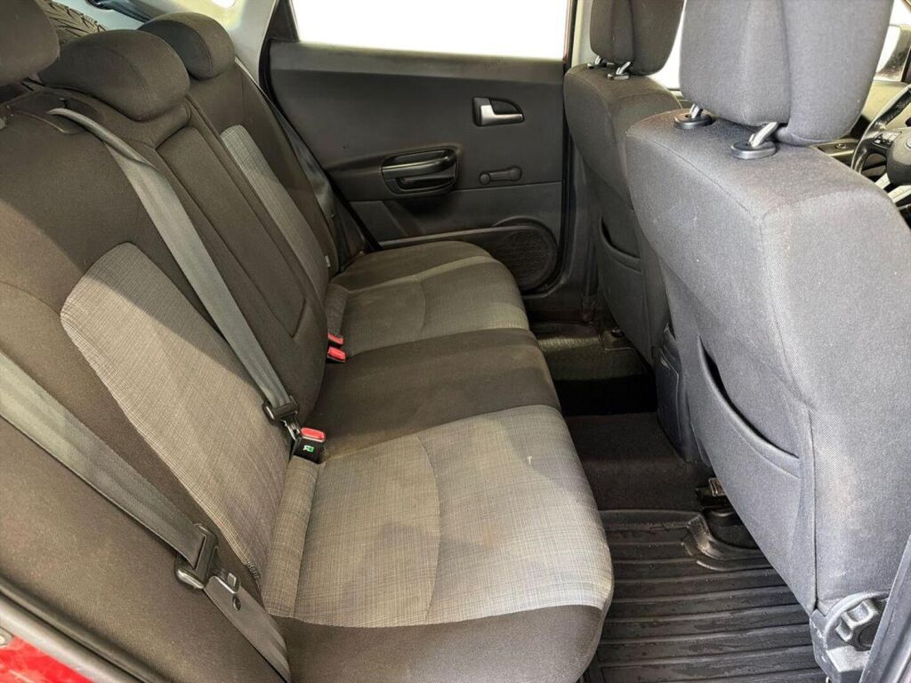 Kia Ceed 2010 Punainen