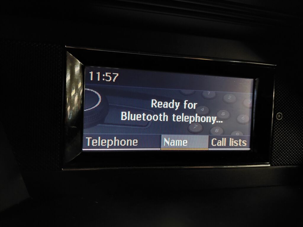 Mercedes-Benz GLK 2009 Ruskea (beige)