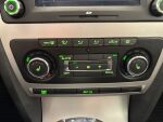 Skoda Octavia 2009 Musta