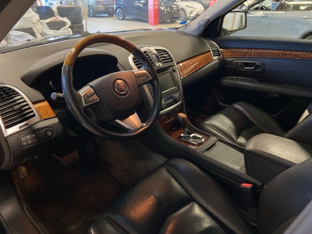 Cadillac SRX 2009 Musta