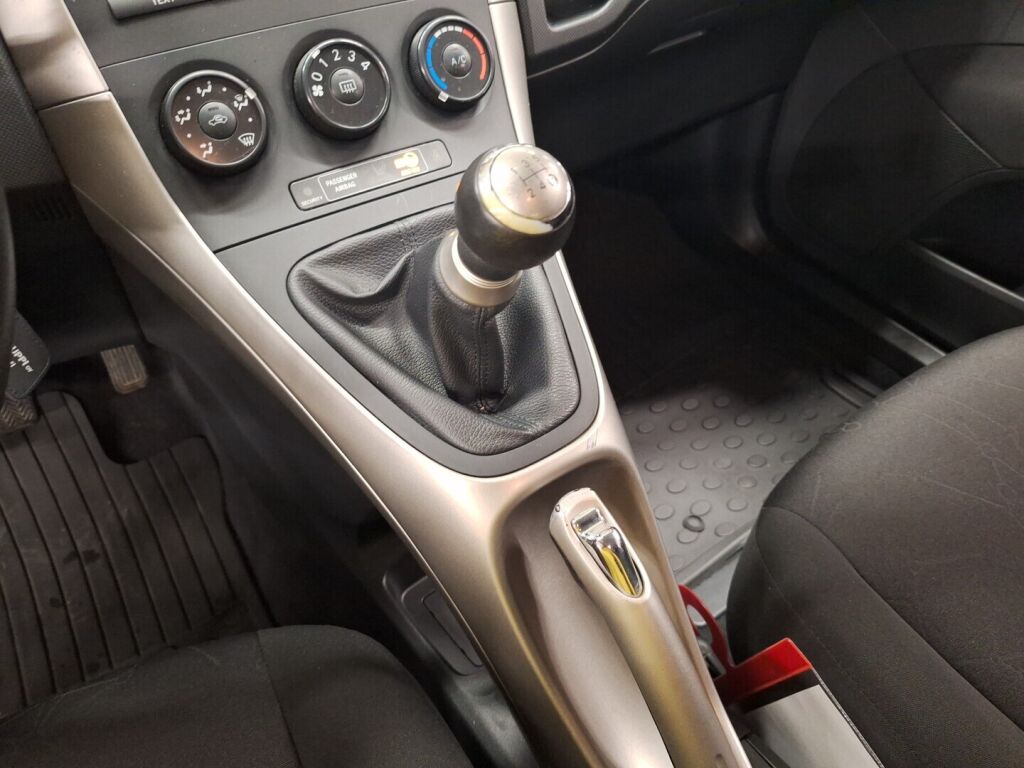 Toyota Auris 2007 Hopea