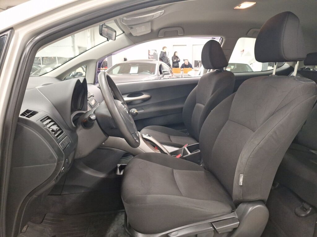 Toyota Auris 2007 Hopea