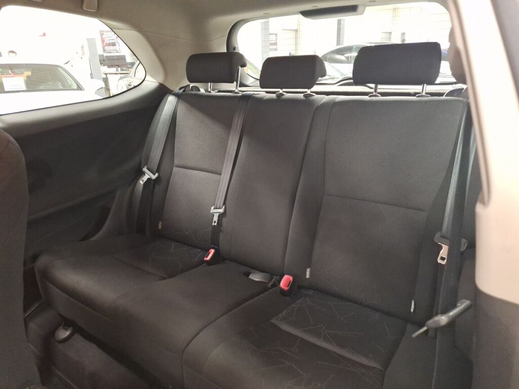 Toyota Auris 2007 Hopea