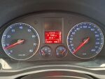 Volkswagen Golf 2006 Musta