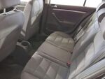 Volkswagen Golf 2006 Musta